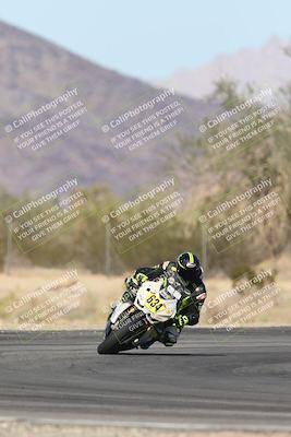 media/Nov-02-2025-CVMA (Sun) [[337aff29ab]]/Race 11-Amateur Supersport Open/